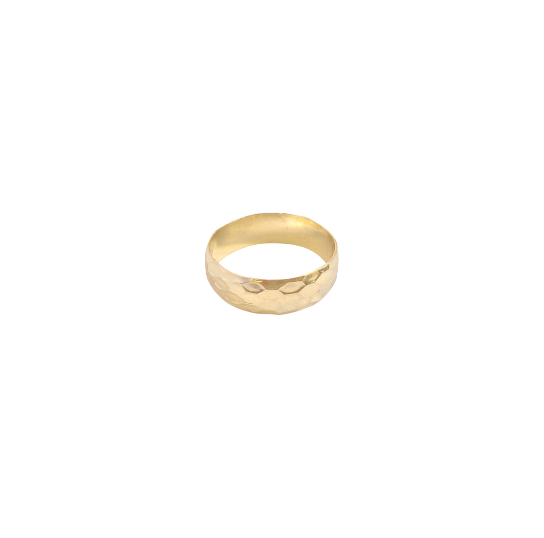 Cleo Patterned Thick Ring Band - 14k Gold Filled >>